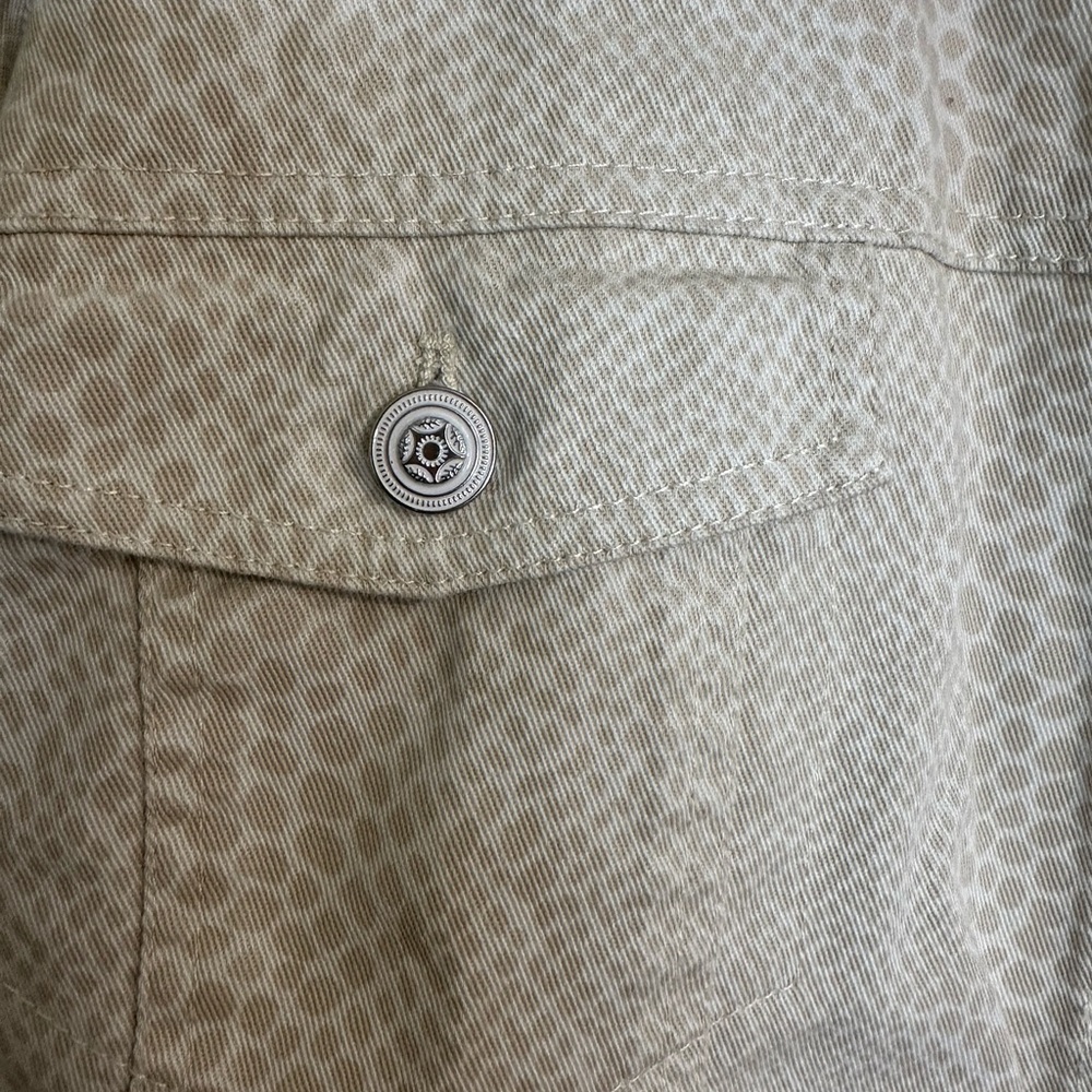 Chic Tan Utility Jacket - Picture 3 of 7